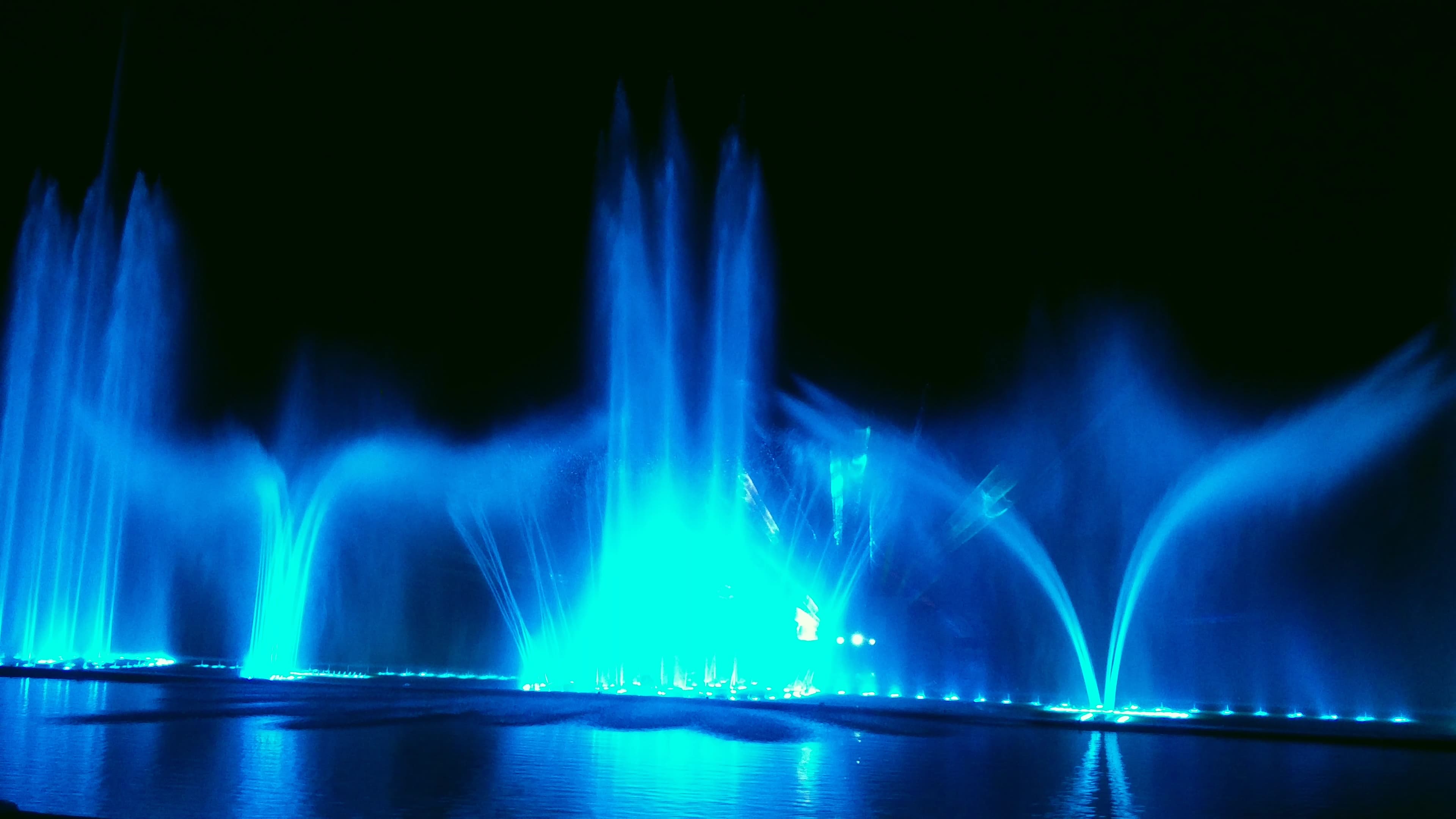 India Srinagar Dal Lake Musical Fountain Show
